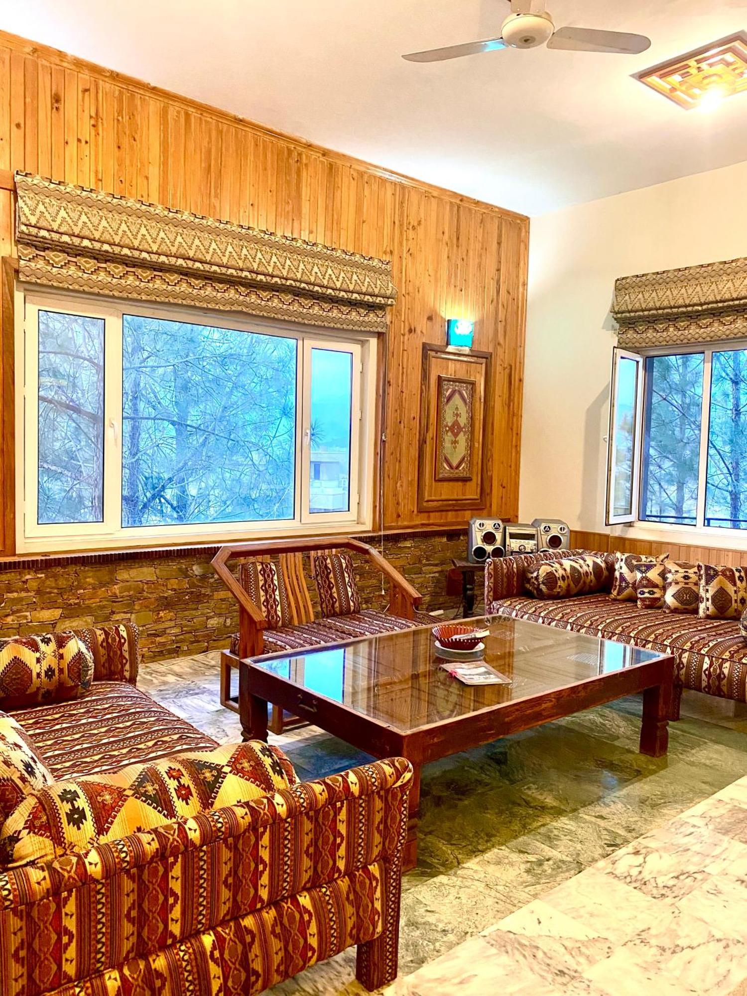 Rock City Resort Saidu Sharif Ngoại thất bức ảnh
