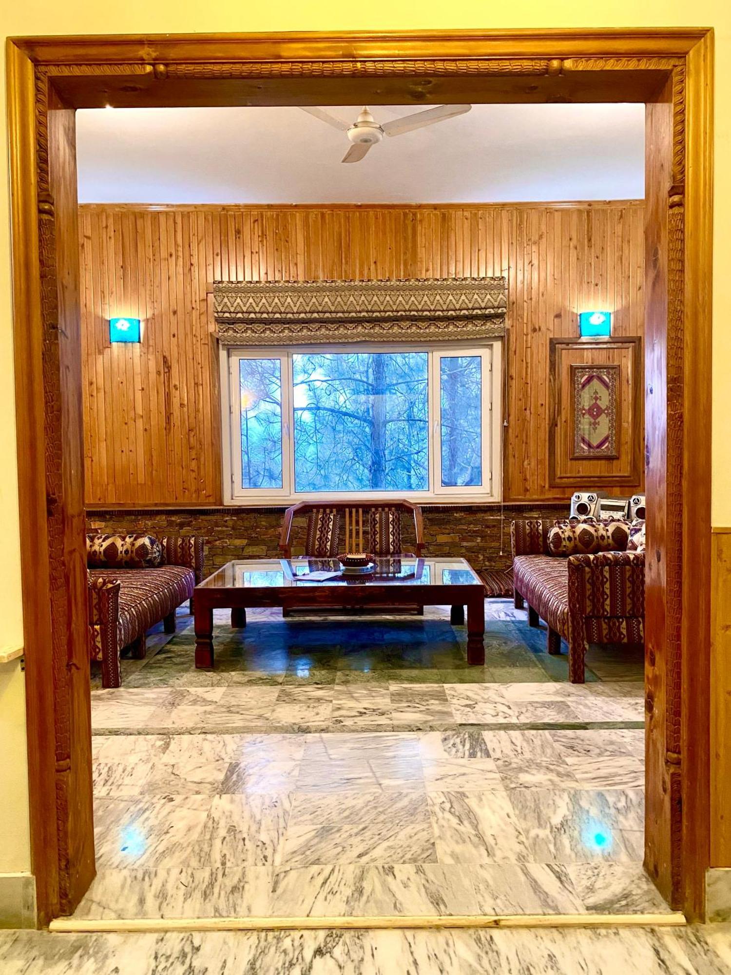 Rock City Resort Saidu Sharif Ngoại thất bức ảnh